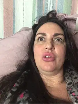 Snapshot of BELLAMORGANE1 chatting on 04/03/26, 12:41 BELLAMORGANE1 online show from 04/03/26, 12:41