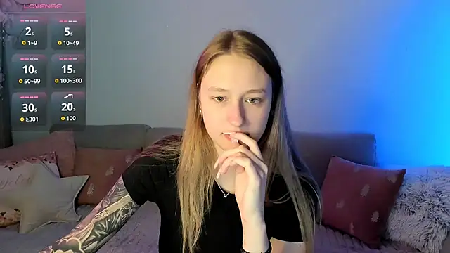 Haley Vixen online show from 05/25/26, 08:09