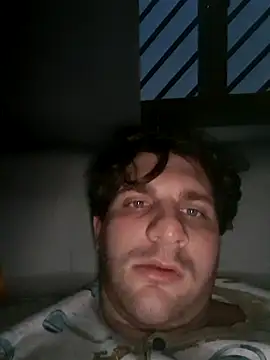 Snapshot of michemichemiche8 chatting on 12/22/24, 04:06 michemichemiche8 online show from 12/22/24, 04:06