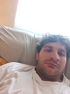 Snapshot of michemichemiche8 chatting on 12/24/24, 08:11 michemichemiche8 online show from 12/24/24, 08:11