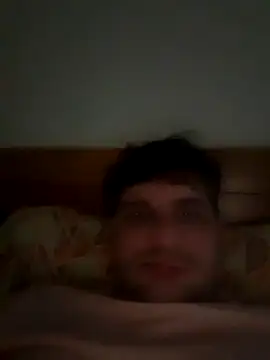 Snapshot of michemichemiche8 chatting on 01/04/25, 08:06 michemichemiche8 online show from 01/04/25, 08:06