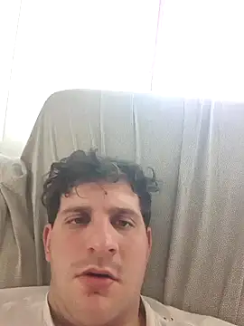 Snapshot of michemichemiche8 chatting on 01/11/25, 03:20 michemichemiche8 online show from 01/11/25, 03:20