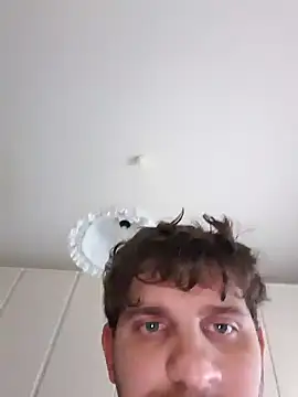 Snapshot of michemichemiche8 chatting on 01/24/25, 02:08 michemichemiche8 online show from 01/24/25, 02:08