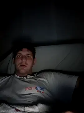 Snapshot of michemichemiche8 chatting on 10/22/25, 07:57 michemichemiche8 online show from 10/22/25, 07:57