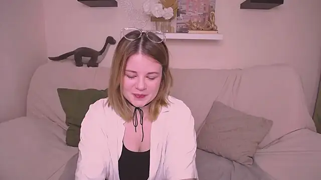 TessPleasure online show from 12/29/24, 03:11