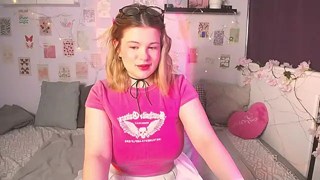 TessPleasure online show from 01/31/25, 02:28