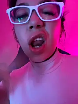 Snapshot of StarSex22 chatting on 10/19/25, 06:14 StarSex22 online show from 10/19/25, 06:14