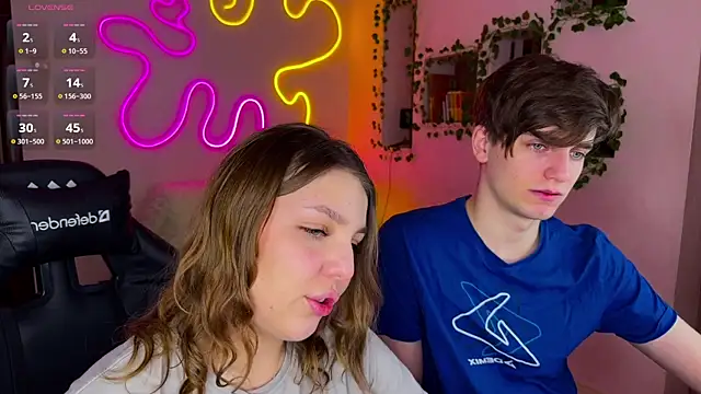 RobertAndLinela online show from 02/21/25, 07:54