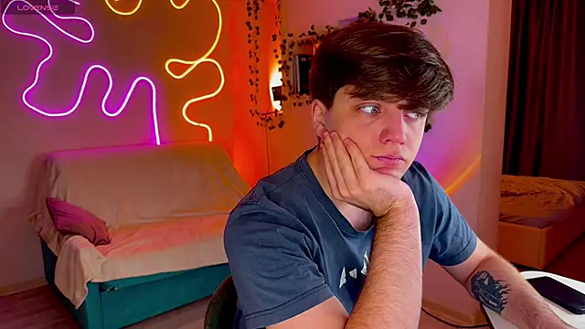 RobertAndLinela online show from 09/14/25, 03:33