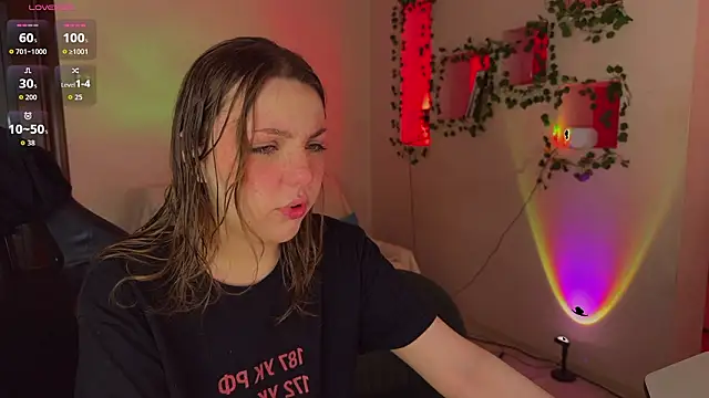 RobertAndLinela online show from 03/11/26, 05:08