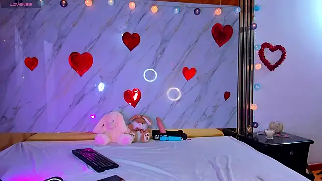 Snapshot of Lana_Parker_01 chatting on 04/11/26, 10:36 Lana Parker 01 online show from 04/11/26, 10:36