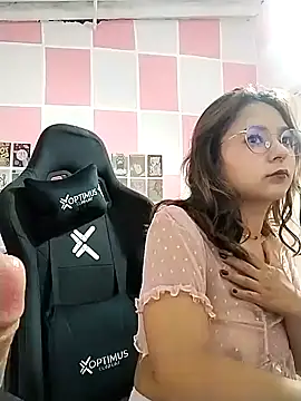 Paulina mosh online show from 02/20/25, 02:24