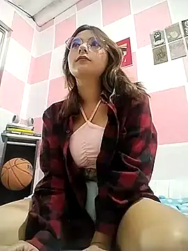 Paulina mosh online show from 03/11/25, 11:55