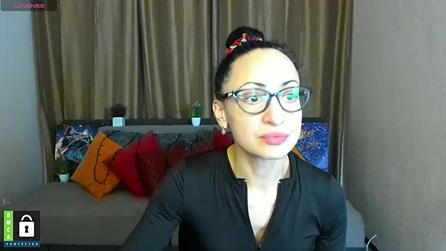 Arianasweety23 online show from 01/23/25, 12:41