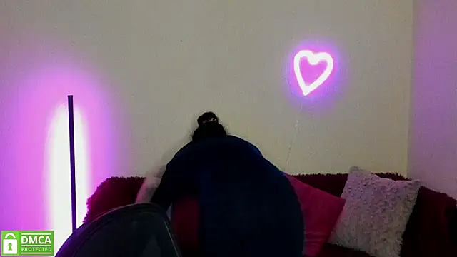 Arianasweety23 online show from 02/27/25, 05:45