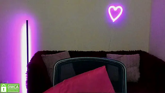 Arianasweety23 online show from 03/07/25, 09:27