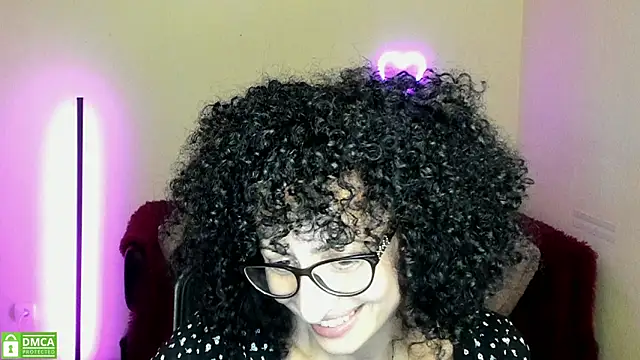 Arianasweety23 online show from 09/12/25, 05:40