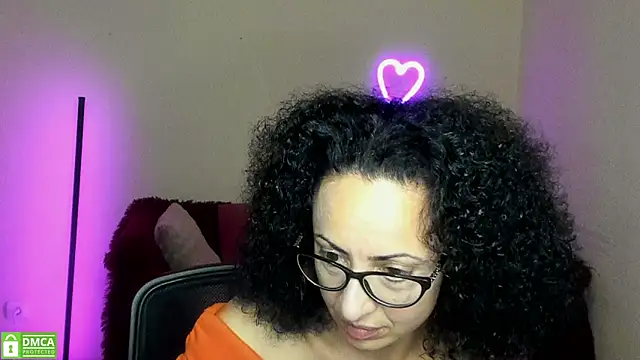 Arianasweety23 online show from 09/21/25, 05:25