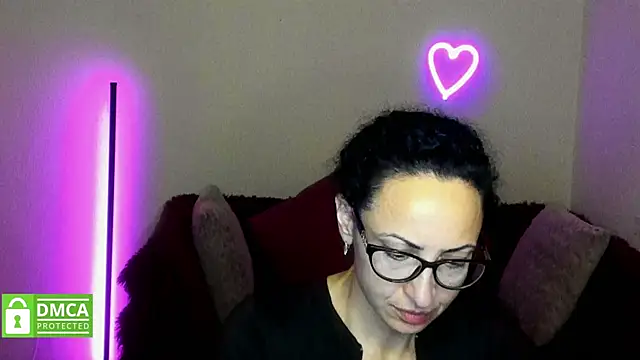 Arianasweety23 online show from 09/28/25, 05:29