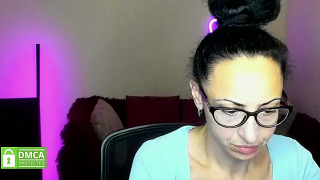 Arianasweety23 online show from 10/05/25, 05:22