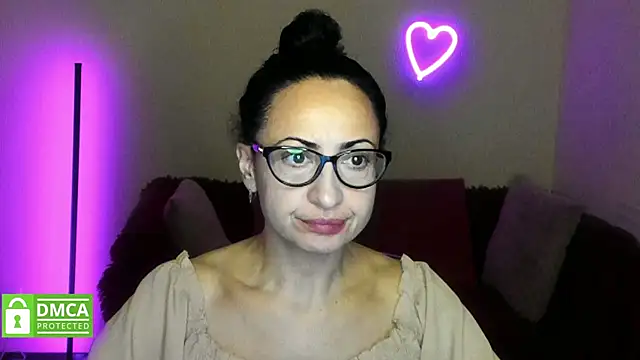 Arianasweety23 online show from 11/24/25, 06:29