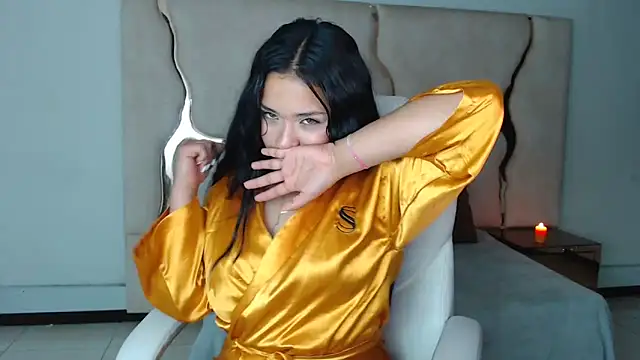 Snapshot of IsabellRodriguez18 chatting on 02/22/25, 06:39 IsabellRodriguez18 online show from 02/22/25, 06:39