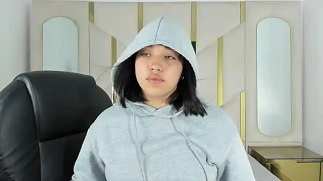 Snapshot of IsabellRodriguez18 chatting on 09/25/25, 03:10 IsabellRodriguez18 online show from 09/25/25, 03:10