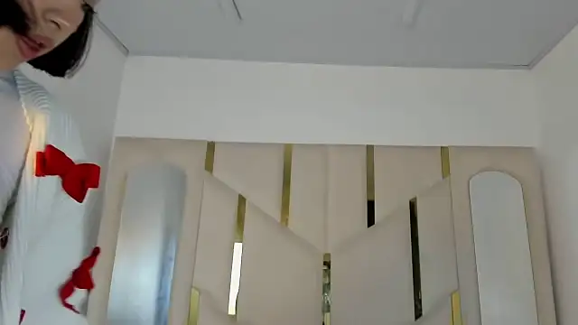 Snapshot of IsabellRodriguez18 chatting on 10/20/25, 02:45 IsabellRodriguez18 online show from 10/20/25, 02:45