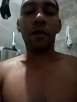 Snapshot of yaxom33 chatting on 03/01/26, 02:52 yaxom33 online show from 03/01/26, 02:52