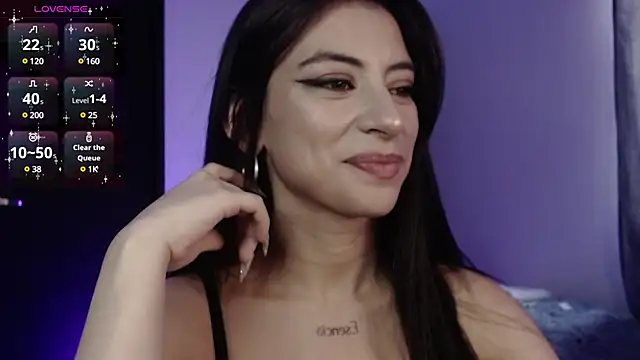 Snapshot of nala-saphir chatting on 01/15/25, 10:35 nala-saphir online show from 01/15/25, 10:35