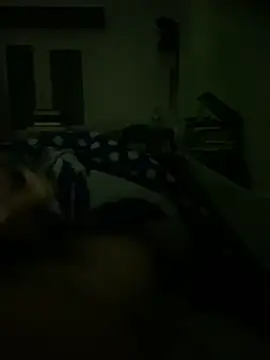 Snapshot of mizooo10 chatting on 12/23/24, 05:06 mizooo10 online show from 12/23/24, 05:06