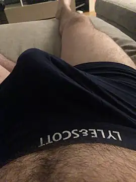 Snapshot of 22TT2295 chatting on 12/27/24, 04:26 22TT2295 online show from 12/27/24, 04:26