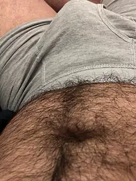 Snapshot of 22TT2295 chatting on 01/02/25, 04:09 22TT2295 online show from 01/02/25, 04:09