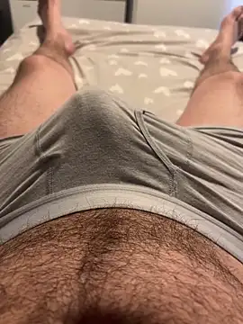 Snapshot of 22TT2295 chatting on 01/29/25, 09:23 22TT2295 online show from 01/29/25, 09:23