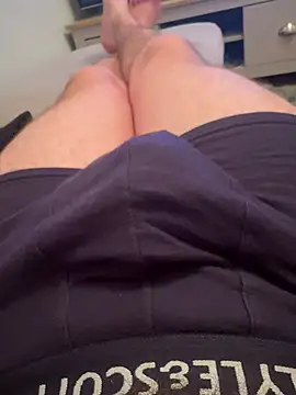 Snapshot of 22TT2295 chatting on 03/10/25, 09:07 22TT2295 online show from 03/10/25, 09:07