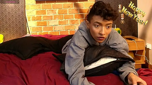 AntonAndSofii online show from 01/06/25, 10:57