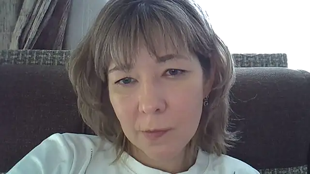 Snapshot of EllaJohnsonX chatting on 01/19/25, 08:50 EllaJohnsonX online show from 01/19/25, 08:50