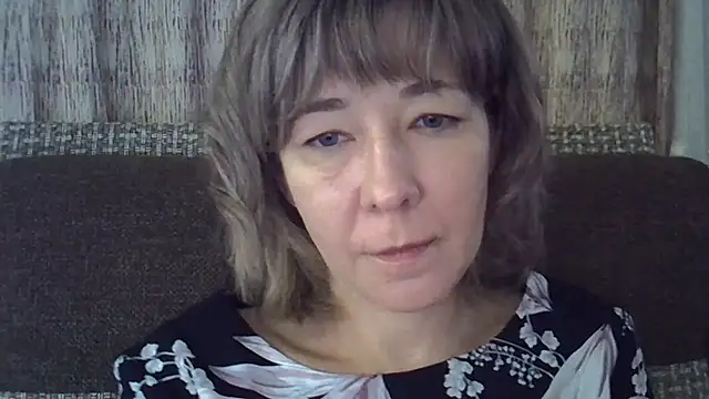 Snapshot of EllaJohnsonX chatting on 01/21/25, 11:24 EllaJohnsonX online show from 01/21/25, 11:24