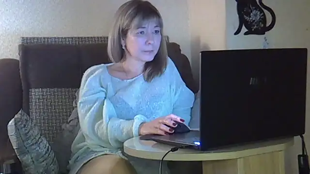 Snapshot of EllaJohnsonX chatting on 03/14/26, 02:33 EllaJohnsonX online show from 03/14/26, 02:33