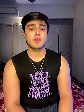 Snapshot of sunny49477 chatting on 12/15/25, 06:56 sunny49477 online show from 12/15/25, 06:56