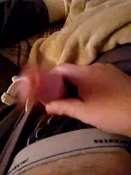 Snapshot of MaxiFabry chatting on 10/29/25, 09:05 MaxiFabry online show from 10/29/25, 09:05