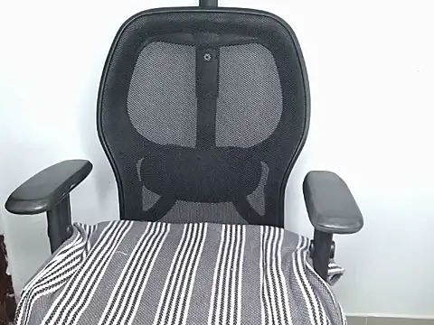 Snapshot of GoddessGlide chatting on 01/16/25, 12:02 GoddessGlide online show from 01/16/25, 12:02