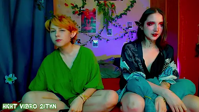 TrickyKitsune online show from 09/21/25, 11:56