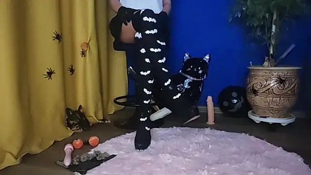 Jennifer Braun online show from 10/24/25, 05:53