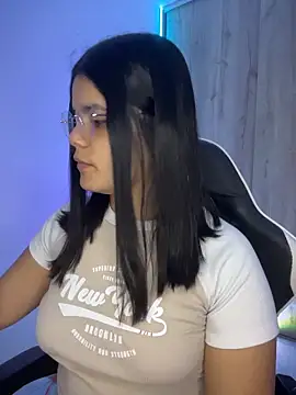 pretty angela1 online show from 04/04/26, 12:42