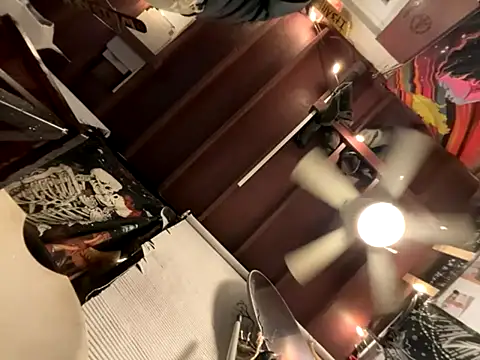 Eden Darkskye online show from 09/29/25, 04:39