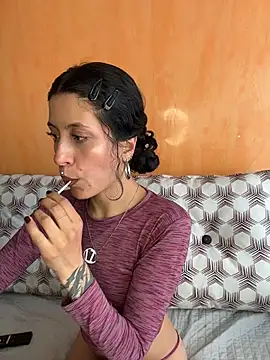 indira k online show from 11/17/25, 03:40