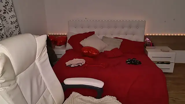 StellaFrost online show from 03/01/25, 07:37