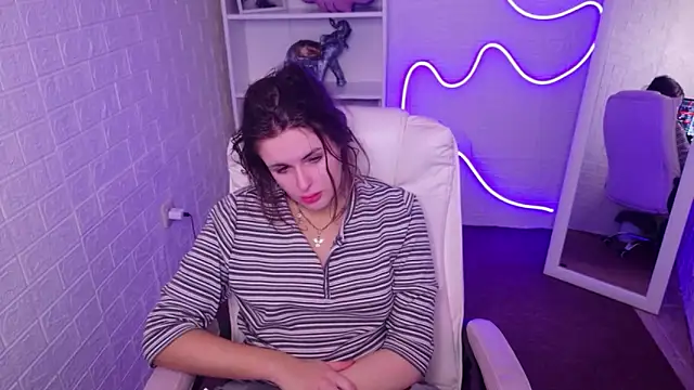 StellaFrost online show from 11/10/25, 04:17