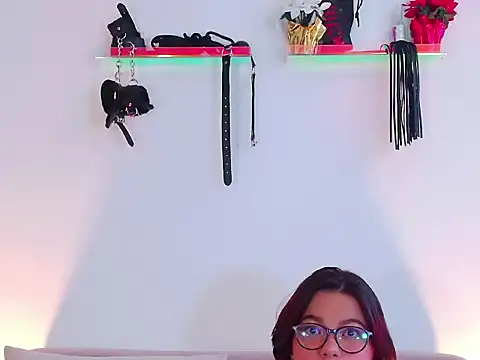 Snapshot of EmiF26 chatting on 03/10/26, 09:53 EmiF26 online show from 03/10/26, 09:53